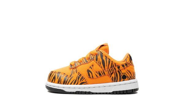 Nike Dunk Low Next Nature Tiger Stripes (TD) دونك لو نيكست نيتشر تايجر ستريبس (TD)