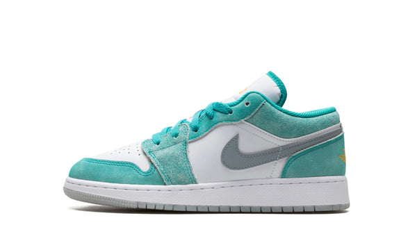 Jordan 1 Low New Emerald GS جوردان 1 لو نيو إميرالد جي إس