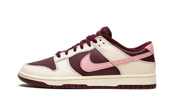 Nike Dunk Low Retro PRM Valentine's Day (2023) دونك لو ريترو PRM عيد الحب (2023)