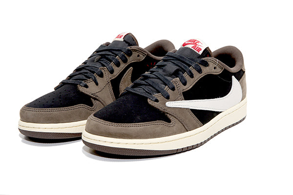 Jordan 1 Retro Low OG SP Travis Scott جوردان 1 ريترو لو أو جي إس بي ترافيس سكوت