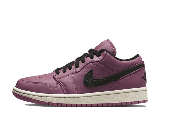 Jordan 1 Mid SE Light Mulberry (W) جوردان 1 ميد إس إي لايت بيري (W)