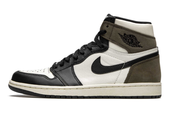 Jordan 1 Retro High Dark Mocha جوردان 1 ريترو هاي دارك موكا