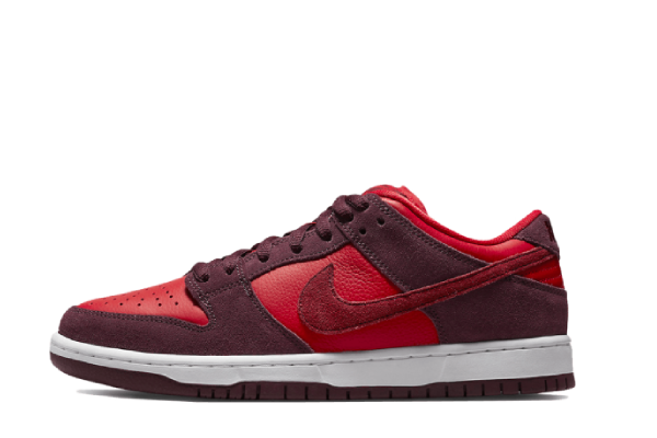 Nike SB Dunk Low Cherry SB دونك لو شيري